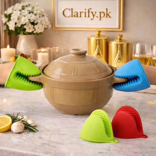Silicone Heat Resistant Gloves with Non-Stick Clips - Clarify.pk