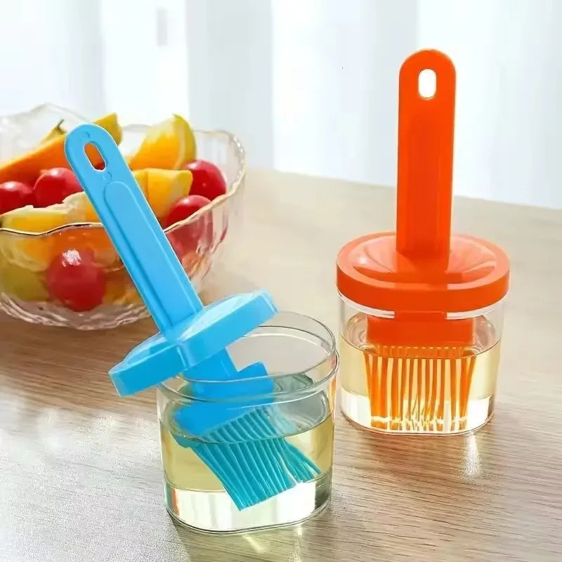 Silicone Oil Brush Bottle – Kitchen Baking & BBQ Oil Dispenser with Lid - Clarify.pk