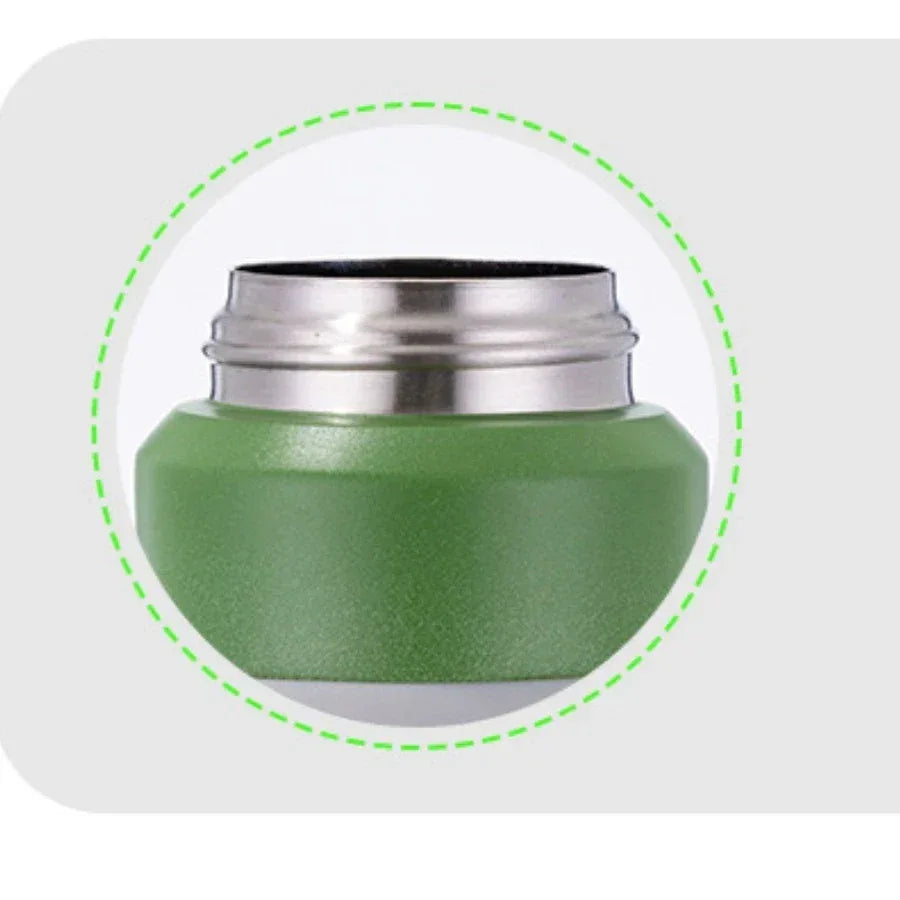 Large Capacity Stainless Steel Insulated Water Bottle 560ml (Random Color) - Clarify.pk