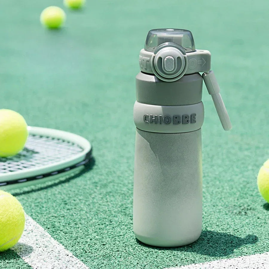 Large Capacity Stainless Steel Insulated Water Bottle 560ml (Random Color) - Clarify.pk