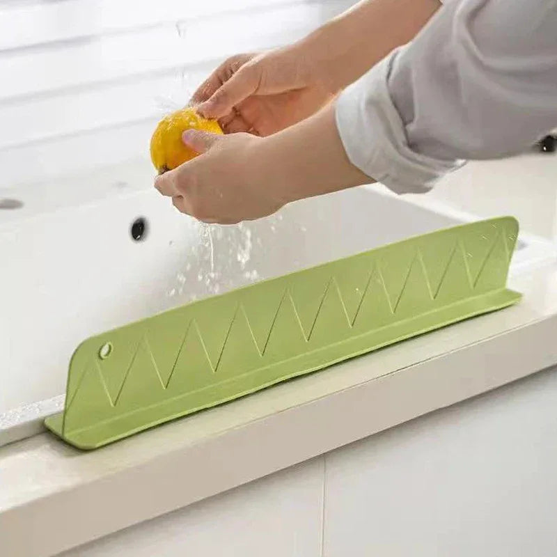 Silicone Sink Splash Guard – Suction Cup Baffle - Clarify.pk